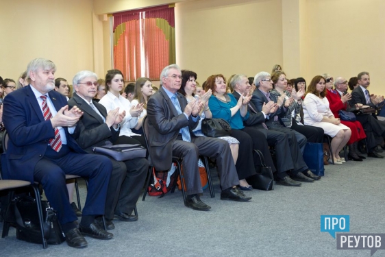 В Реутове подвели итоги конференции школьников. От парковок и архитектуры до библейских образов в прозе Андреева и Булгакова. ПроРеутов