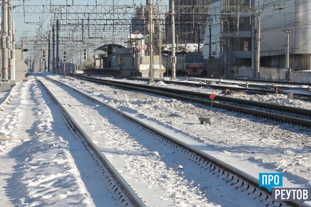 Реутов балашиха. Второй путь в Балашиху. Реутов электричка. 2 Пути Балашиха Реутов. Ж.Д ветка Реутов.