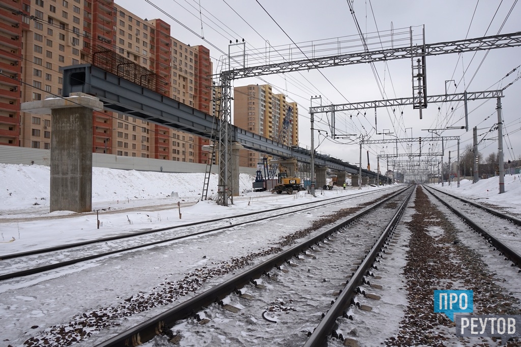 Реутов балашиха. Эстакада Реутов Балашиха. Эстакада Реутов Железнодорожная. Эстакада в Балашихе Железнодорожная. Железнодорожная Балашиха мост станция.